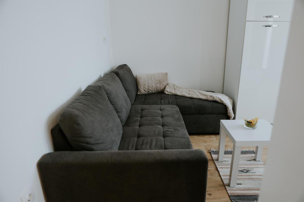 Apartman Nikola กอสปิช ภายนอก รูปภาพ